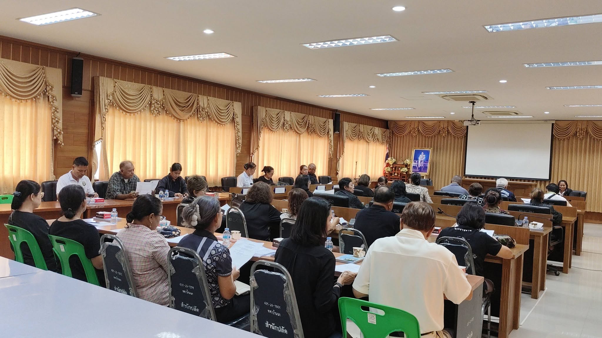 📌 เทศบาลตำบลบ้านนา จัดประชุมคณะกรรมการชมรมผู้สูงอายุฯ ขับเคลื่อนกิจกรรมเพื่อผู้สูงวัยอย่างต่อเนื่อง