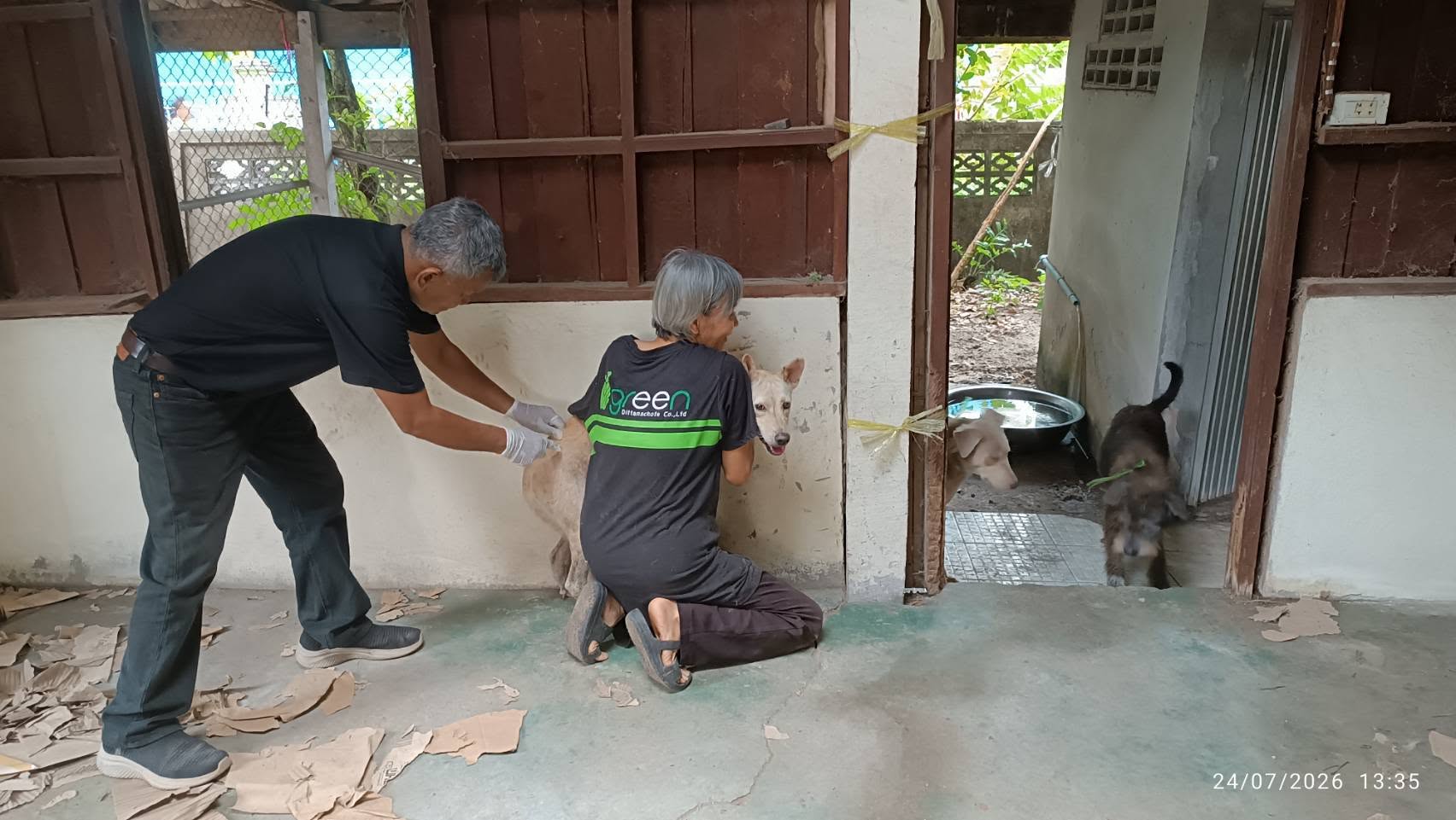 #เทศบาลตำบลบ้านนา โดยกองสาธารณสุขและสิ่งแวดล้อมร่วมกับสำนักงานปศุสัตว์อำเภอบ้านนาเดิม ออกหน่วยให้บริการฉีดวัคซีนป้องกันโรคพิษสุนัขบ้า ประจำปีงบประมาณ 2569