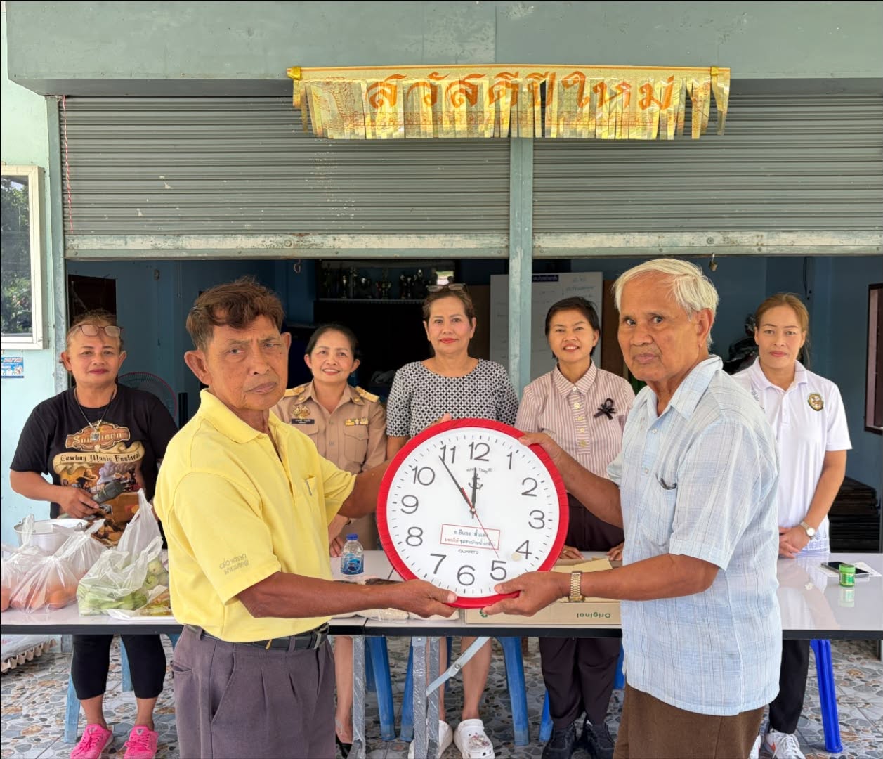 เทศบาลตำบลบ้านนา ลงพื้นที่ประชุมประจำเดือน ชุมชนบ้านน้ำเกลี้ยง พร้อมให้บริการประชาชนเชิงรุก